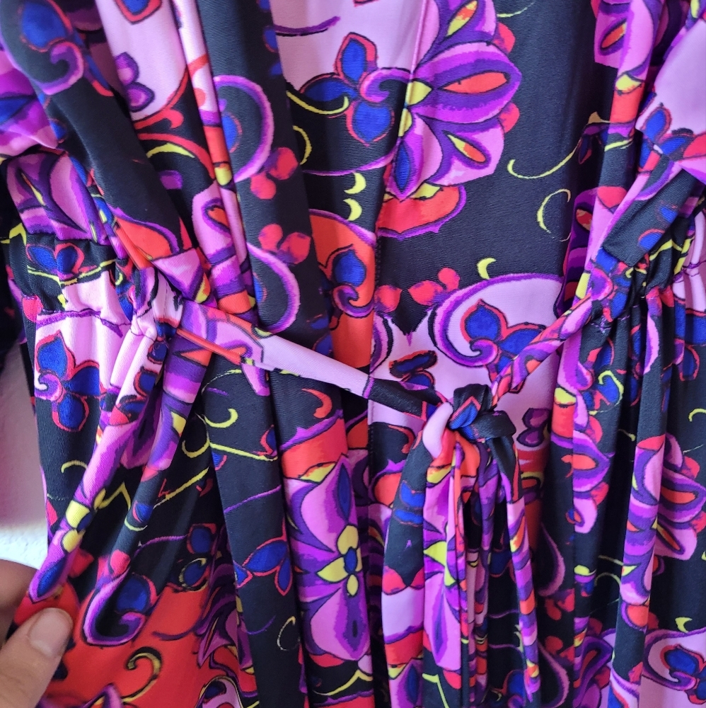 Natori Robe - Picture 5 of 9